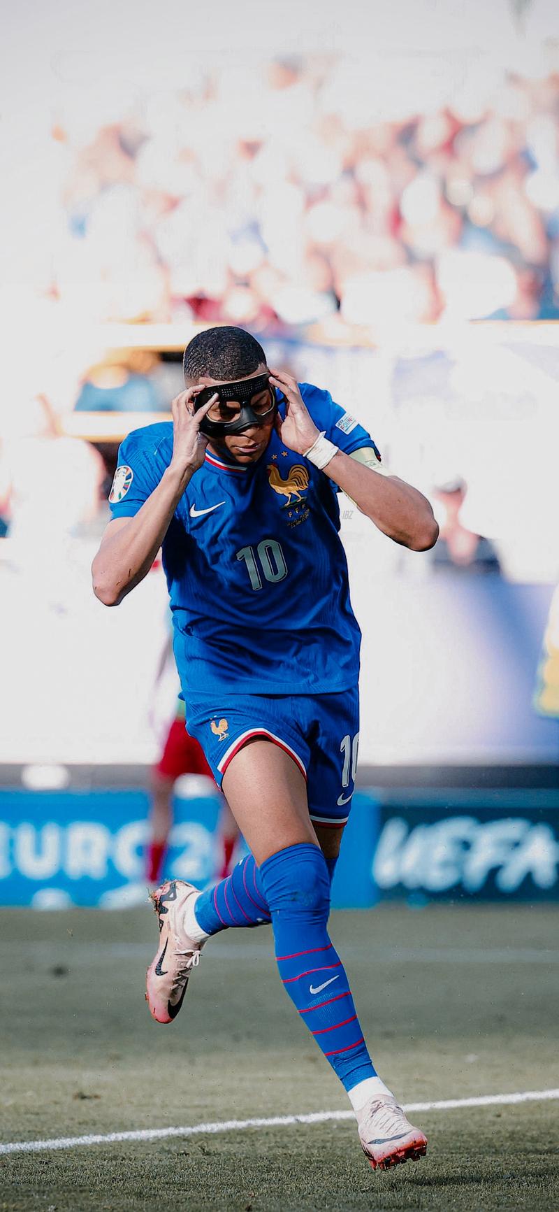 凤凰稳了？过去8次常规赛对阵跳伞蚁，凤凰7胜1负