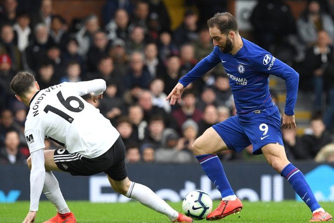 曼联引援总监评谢什科：速度快、弹跳强，风格有点像哈兰德